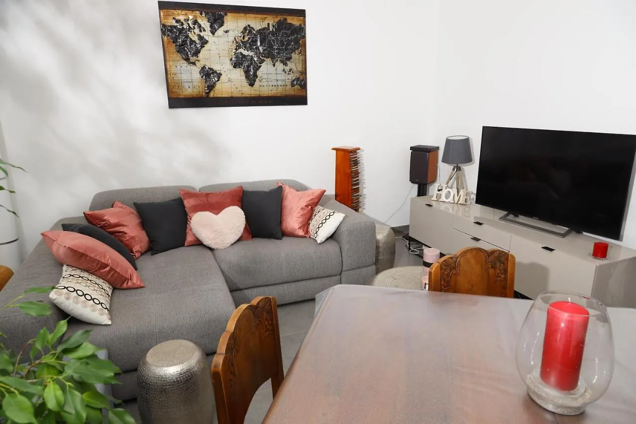 Appart T3 Avec Parking Lyon 6Eme Brotteaux Lycee Du Parc Apartment