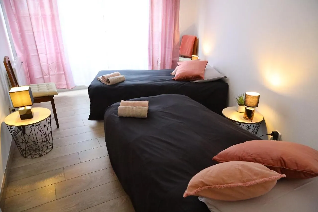 Appart T3 Avec Parking Lyon 6Eme Brotteaux Lycee Du Parc Apartment France